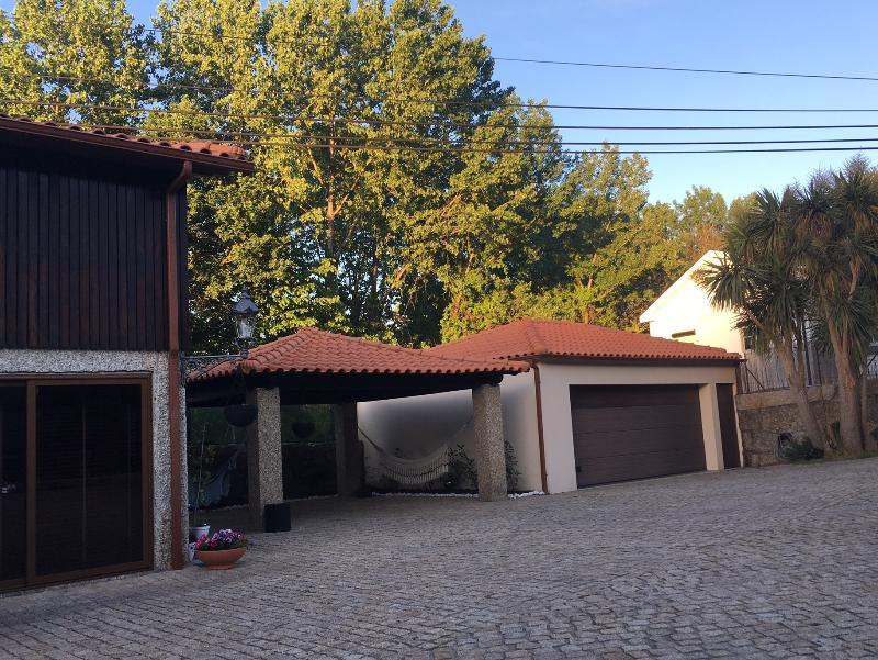 Bergui Guesthouse - Γκιμαράες Εξωτερικό φωτογραφία